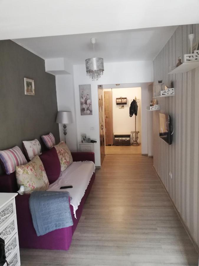 Ferienwohnung Flomar By The Sea Mangalia Exterior foto