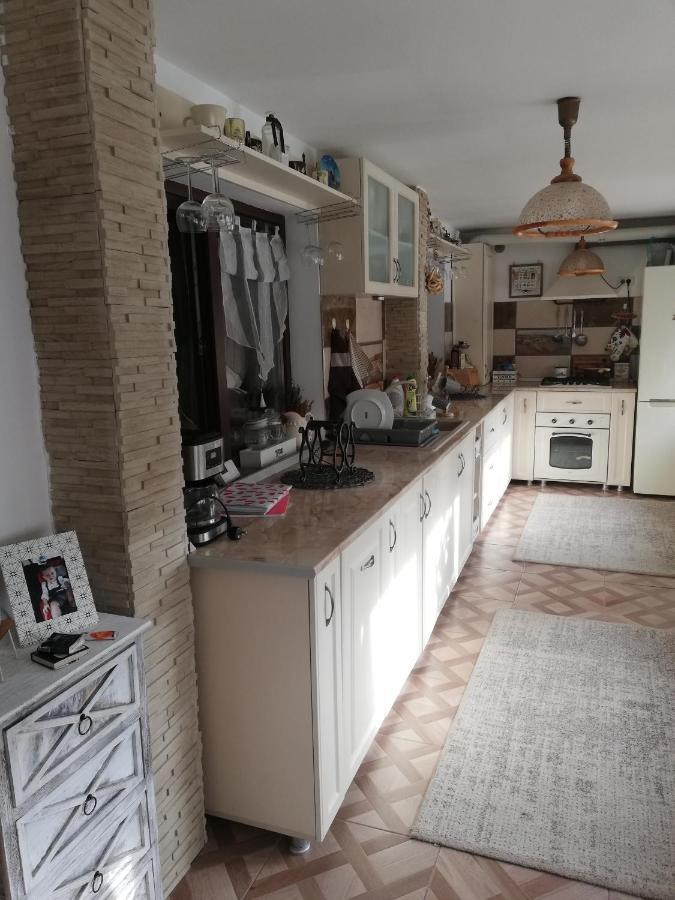 Ferienwohnung Flomar By The Sea Mangalia Exterior foto