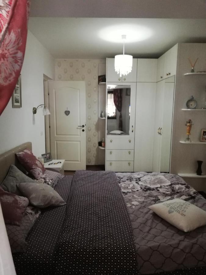 Ferienwohnung Flomar By The Sea Mangalia Exterior foto